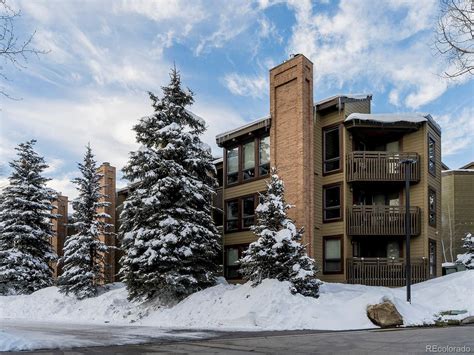 2700 village dr steamboat springs co 80487  The Lodge is a 3 minute walk to the Steamboat Ski R